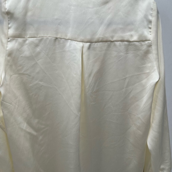 LBLC THE LABEL ANNIE M Cream V-neck satin quiet luxury classic corpcore blouse - Picture 11 of 12